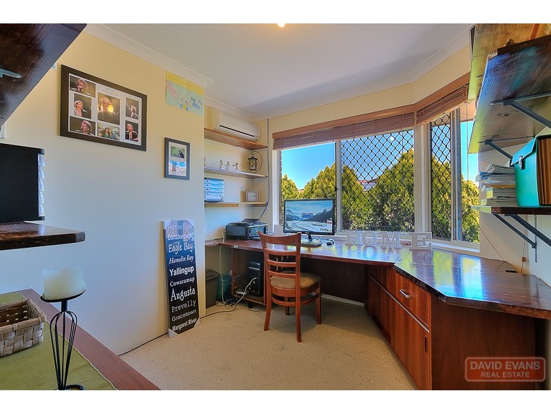 3 Bourbonnais Retreat, Port Kennedy WA 6172