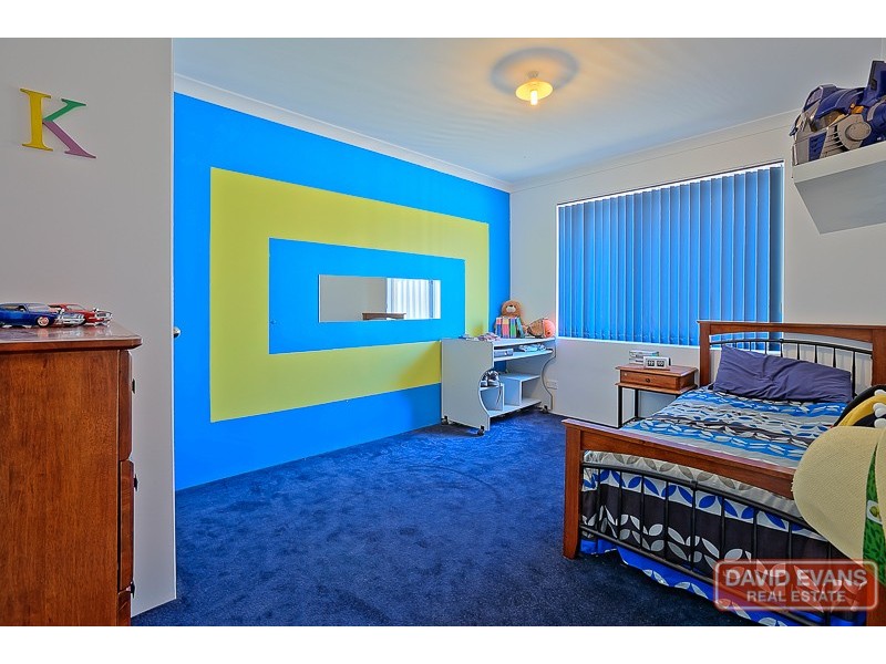 35 Arrowwood Loop, Secret Harbour WA 6173