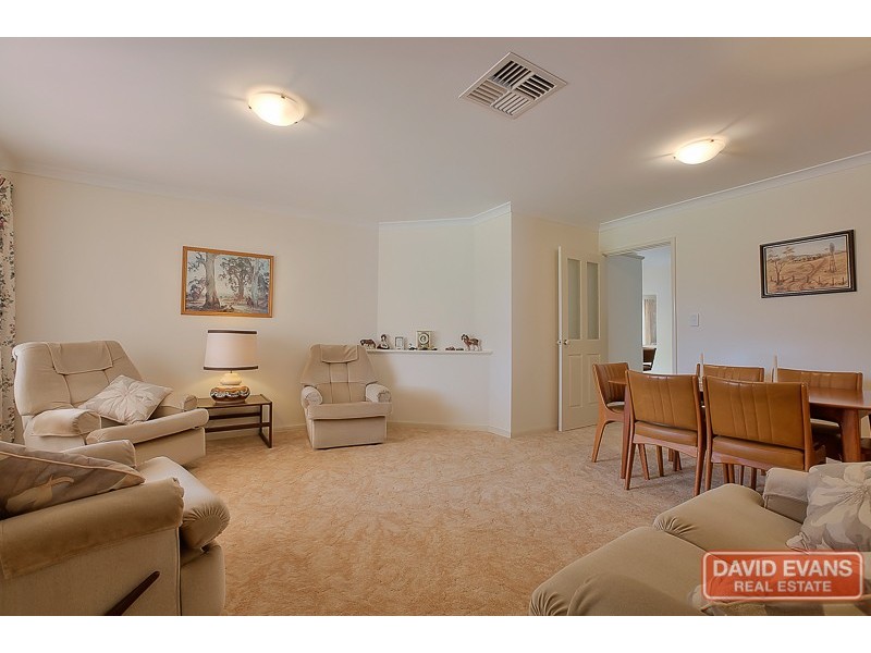 12 Dunkirk Court, Port Kennedy WA 6172