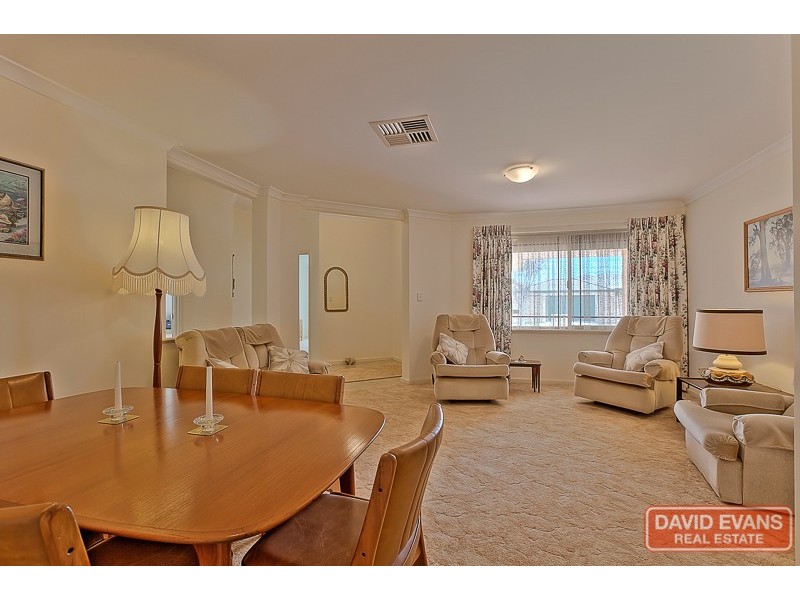 12 Dunkirk Court, Port Kennedy WA 6172