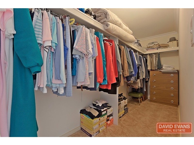 12 Dunkirk Court, Port Kennedy WA 6172