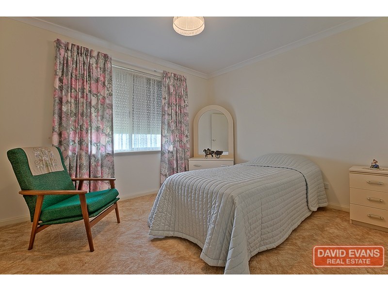 12 Dunkirk Court, Port Kennedy WA 6172