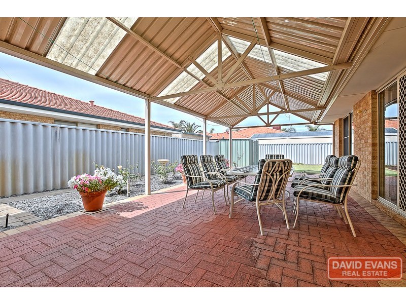 12 Dunkirk Court, Port Kennedy WA 6172