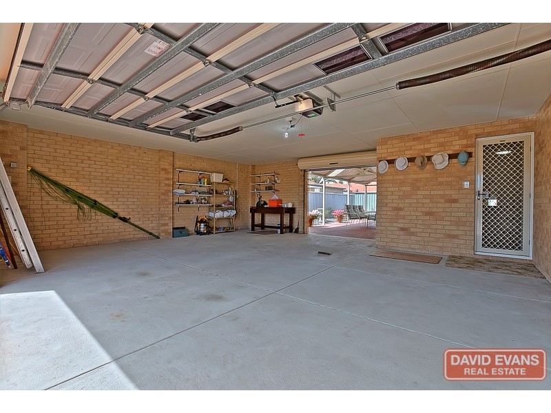 12 Dunkirk Court, Port Kennedy WA 6172