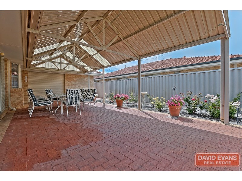 12 Dunkirk Court, Port Kennedy WA 6172