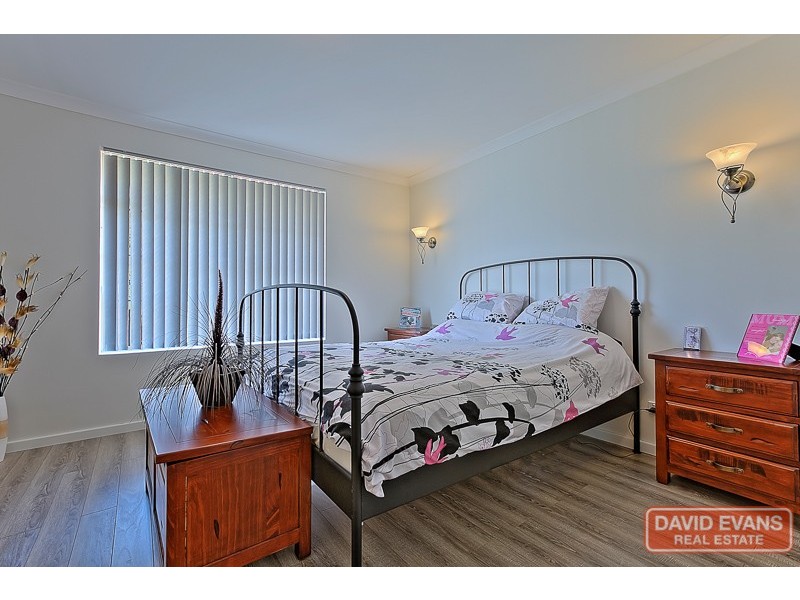 23 Juania Place, Warnbro WA 6169