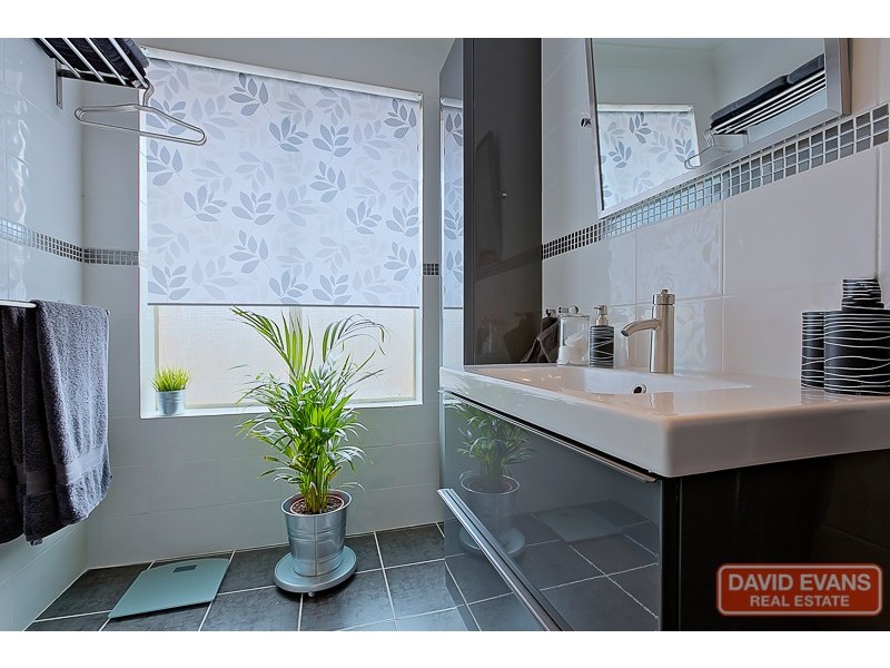 23 Juania Place, Warnbro WA 6169