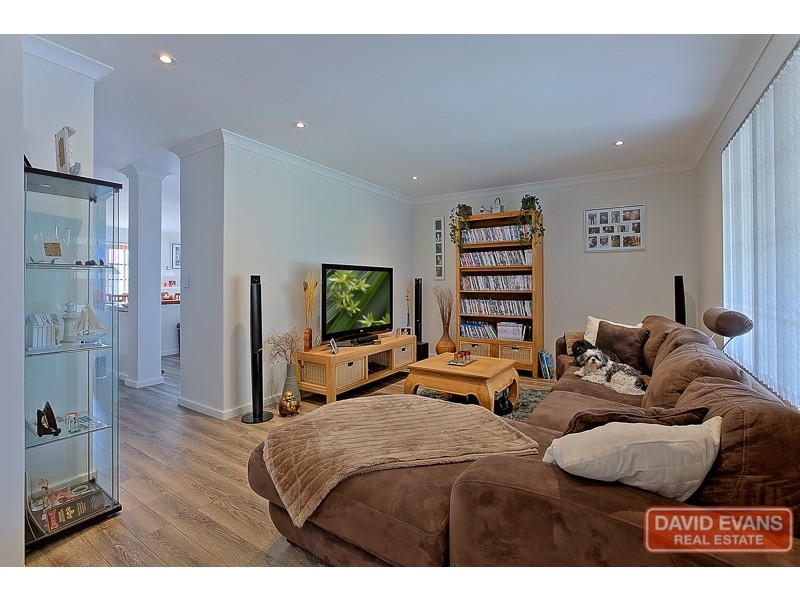23 Juania Place, Warnbro WA 6169