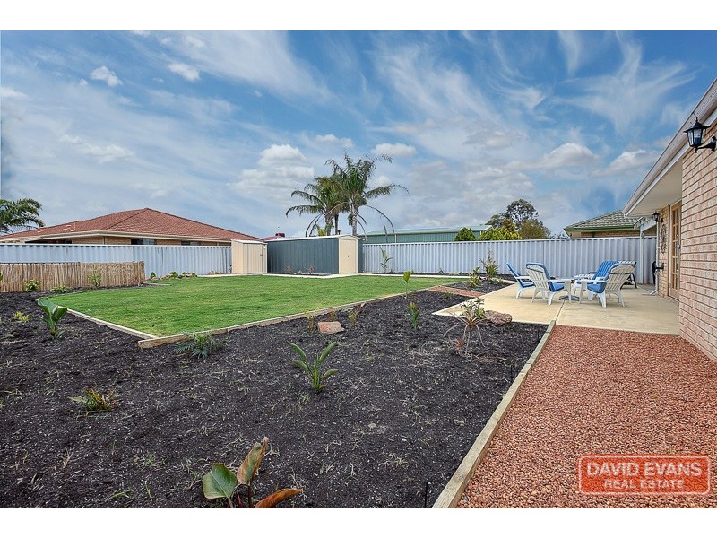 23 Juania Place, Warnbro WA 6169