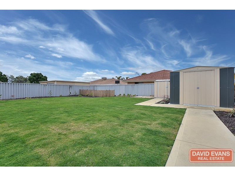 23 Juania Place, Warnbro WA 6169