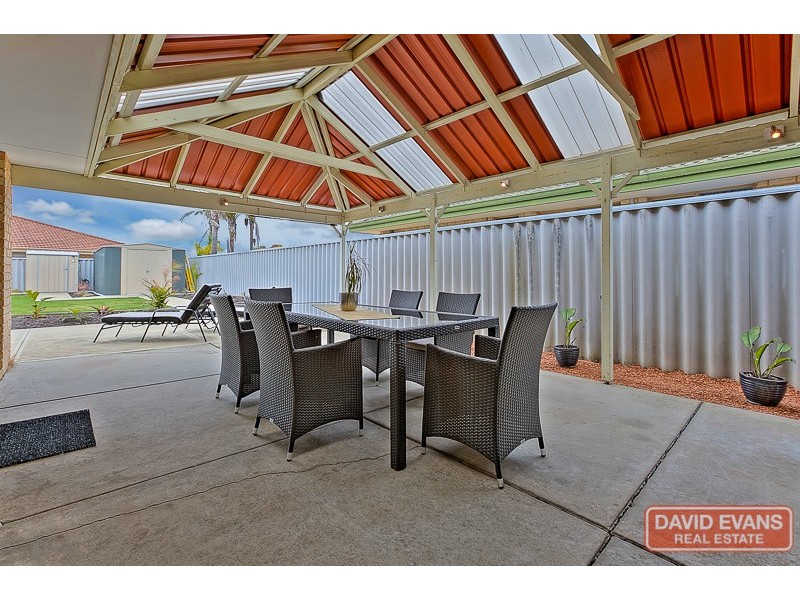 23 Juania Place, Warnbro WA 6169