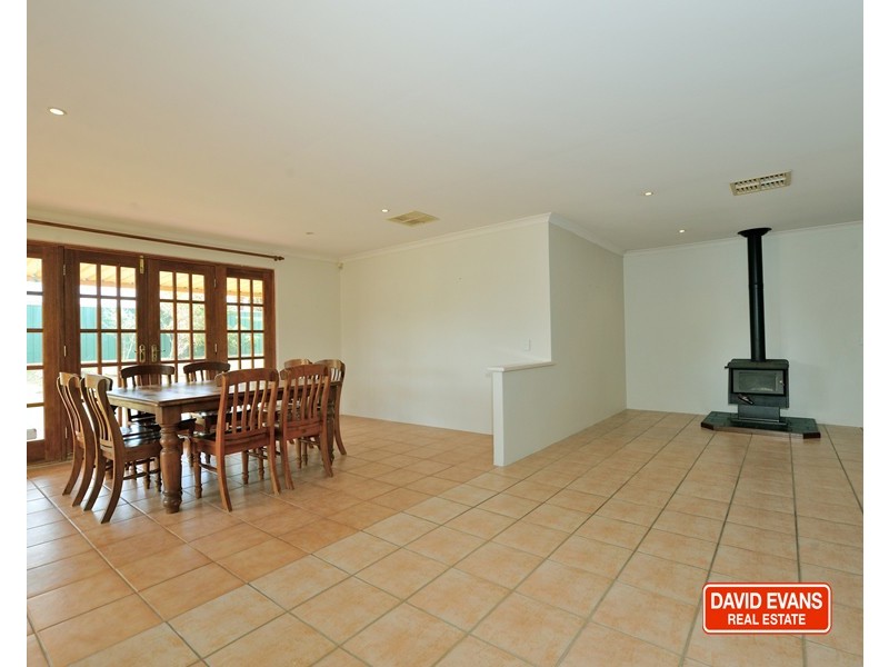 36 Grand Ocean Blvd, Warnbro WA 6169