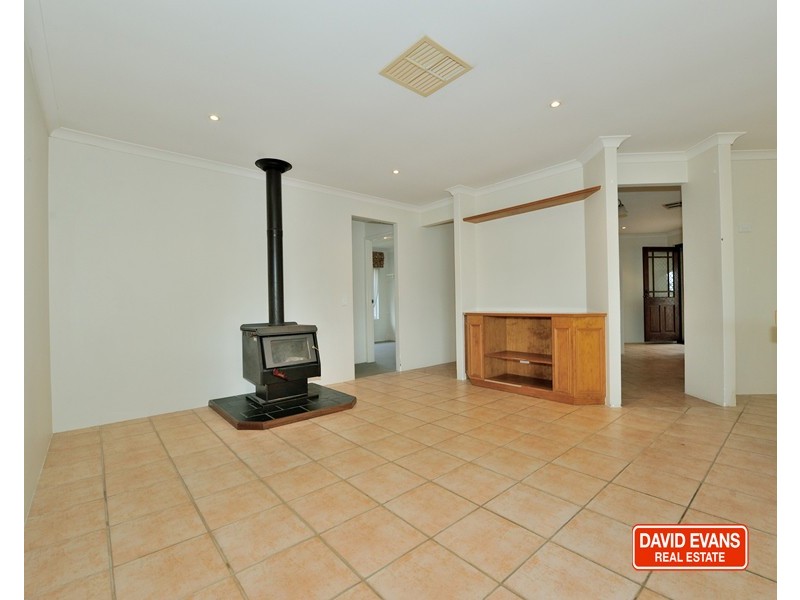 36 Grand Ocean Blvd, Warnbro WA 6169