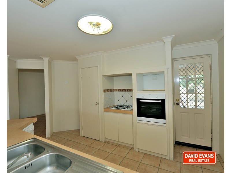 36 Grand Ocean Blvd, Warnbro WA 6169