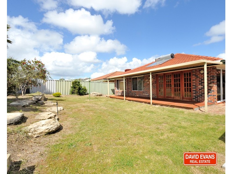 36 Grand Ocean Blvd, Warnbro WA 6169