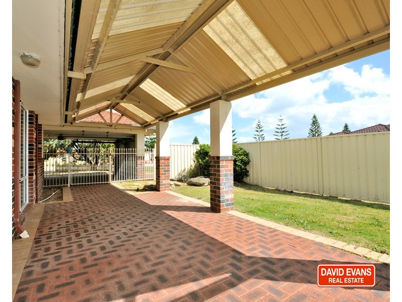 36 Grand Ocean Blvd, Warnbro WA 6169
