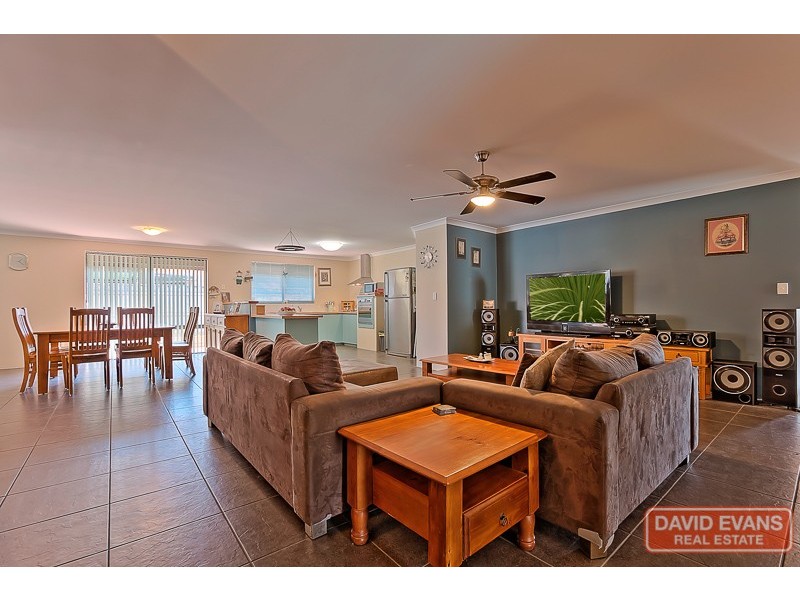 46 Boyle Avenue, Rockingham WA 6168