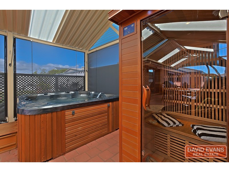 46 Boyle Avenue, Rockingham WA 6168