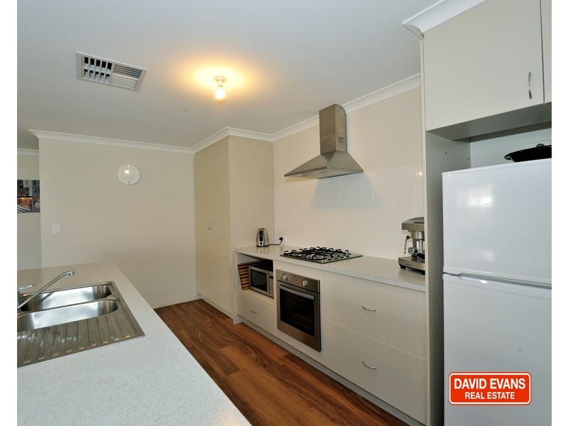 8 Pavonia Parade, Baldivis WA 6171