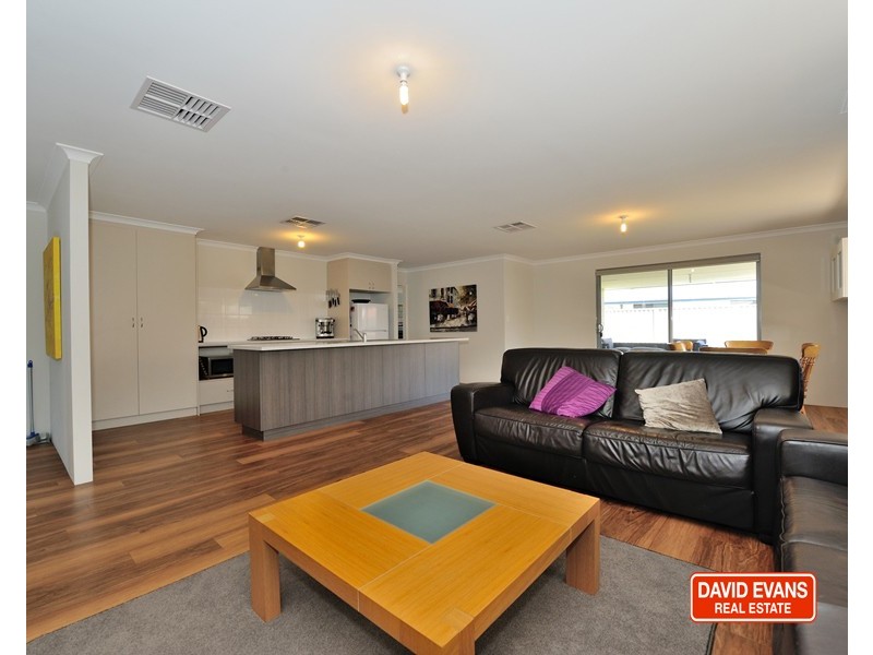 8 Pavonia Parade, Baldivis WA 6171