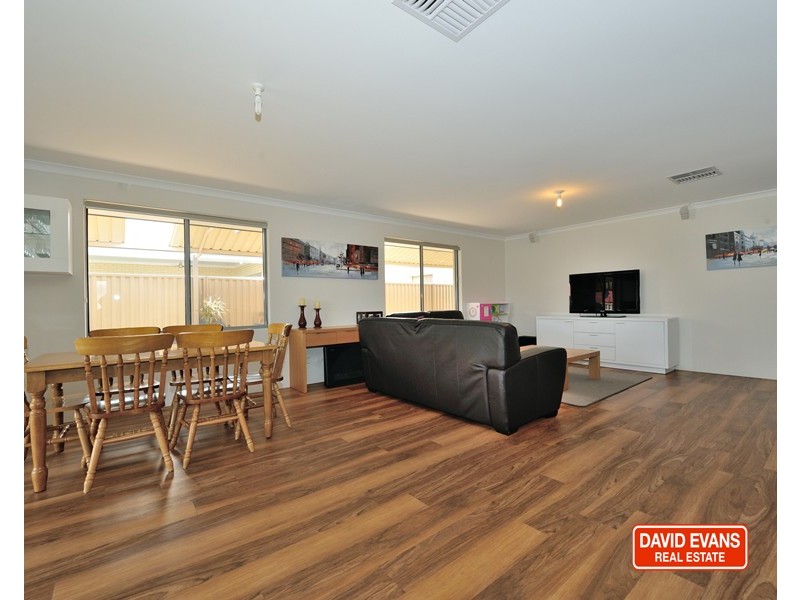 8 Pavonia Parade, Baldivis WA 6171