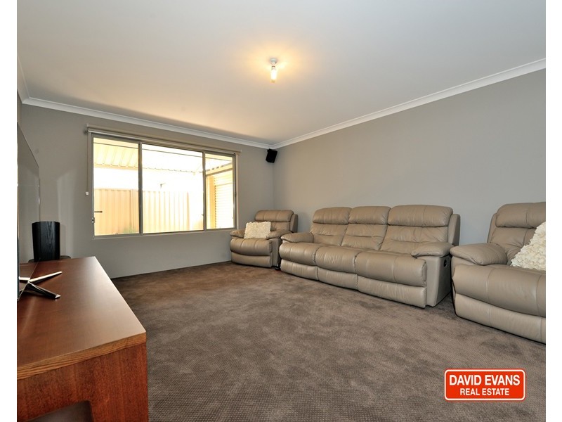 8 Pavonia Parade, Baldivis WA 6171