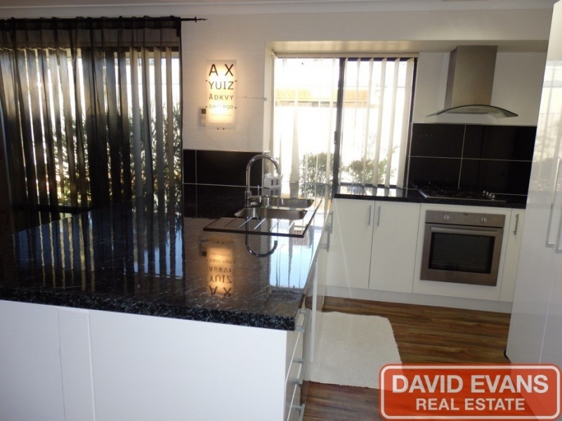 24 Wittering Court, Wellard WA 6170