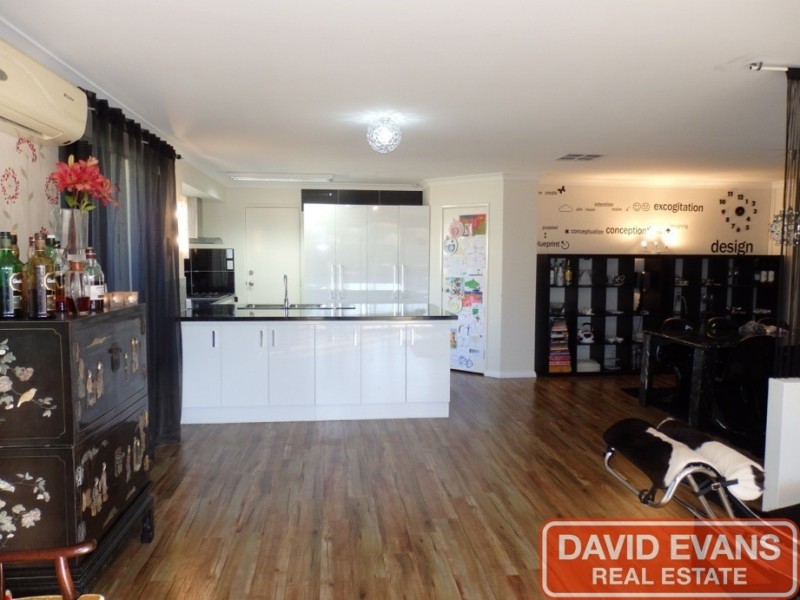 24 Wittering Court, Wellard WA 6170