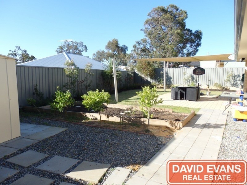 24 Wittering Court, Wellard WA 6170