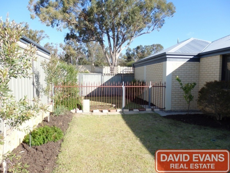 24 Wittering Court, Wellard WA 6170