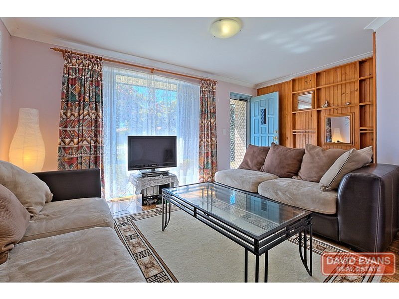 11 Tangaroa Close, Cooloongup WA 6168