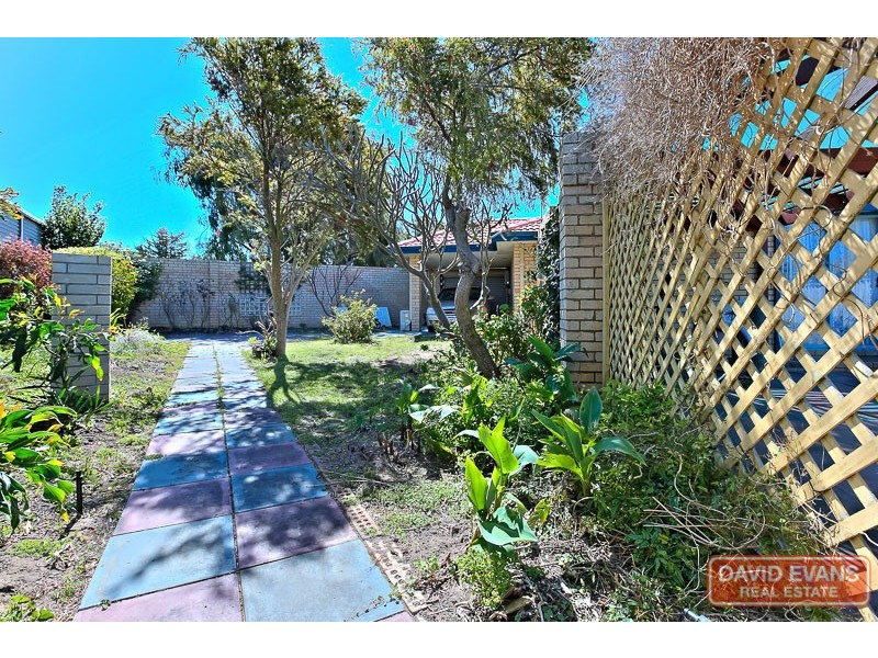 11 Tangaroa Close, Cooloongup WA 6168