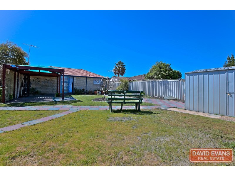 11 Tangaroa Close, Cooloongup WA 6168