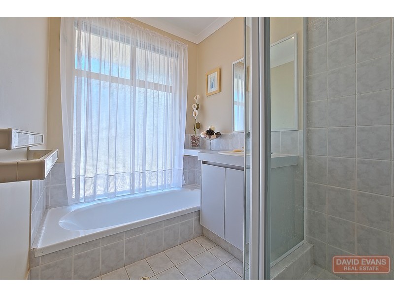 3 Lochinvar Street, Madora Bay WA 6210