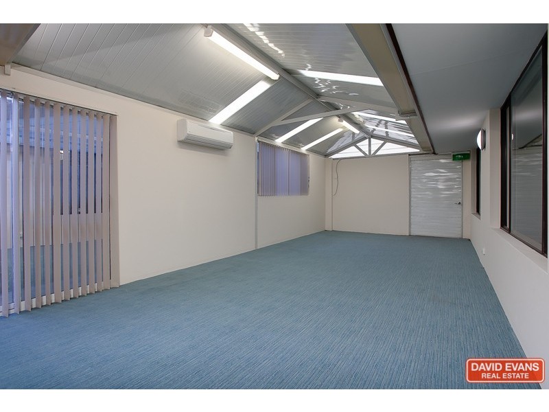 96 Seabrooke Avenue, Rockingham WA 6168