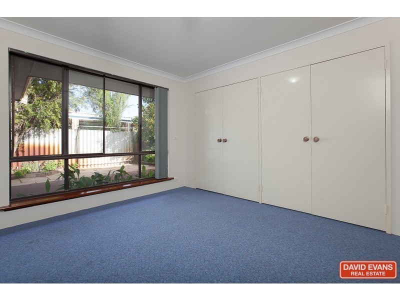 96 Seabrooke Avenue, Rockingham WA 6168