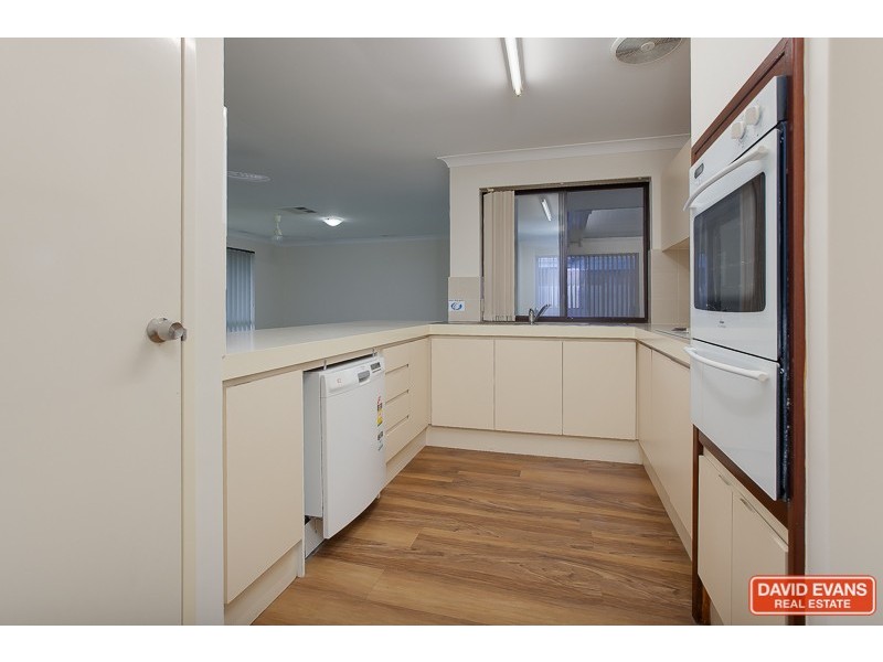 96 Seabrooke Avenue, Rockingham WA 6168