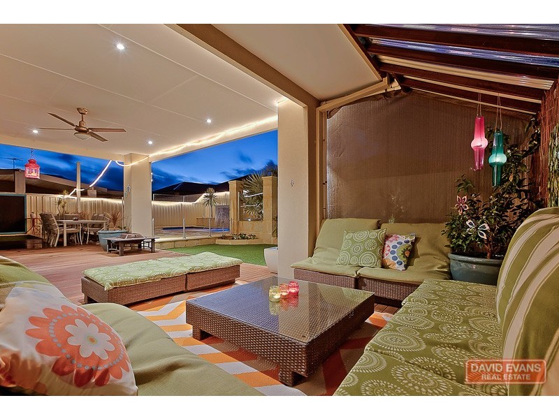 2 Lorne Bend, Secret Harbour WA 6173