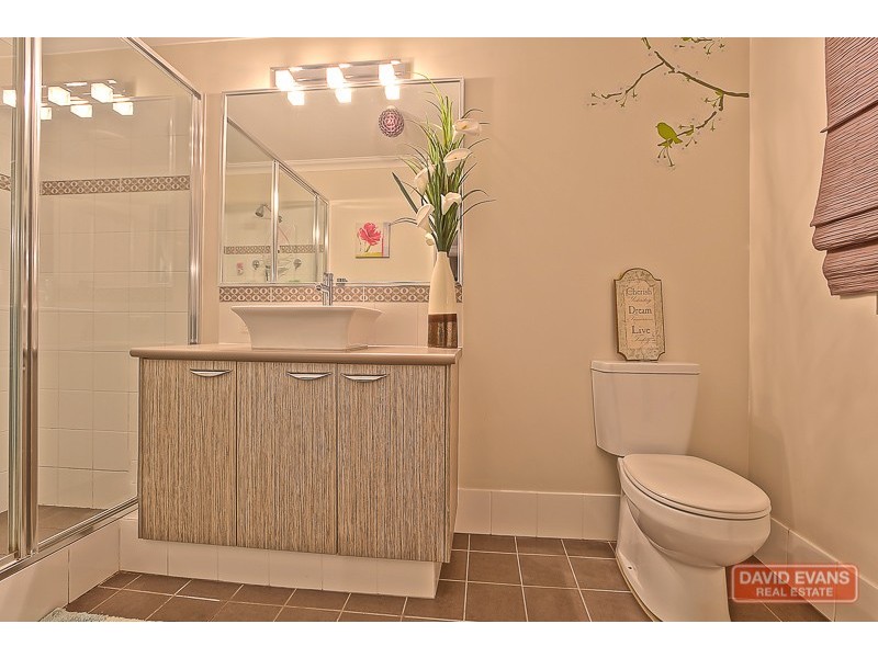 2 Lorne Bend, Secret Harbour WA 6173