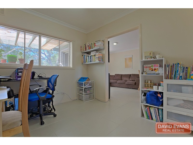 16/27 Partridge Street, Orelia WA 6167