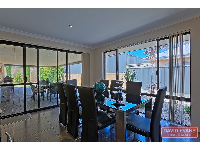 4 Mallard Way, Baldivis WA 6171