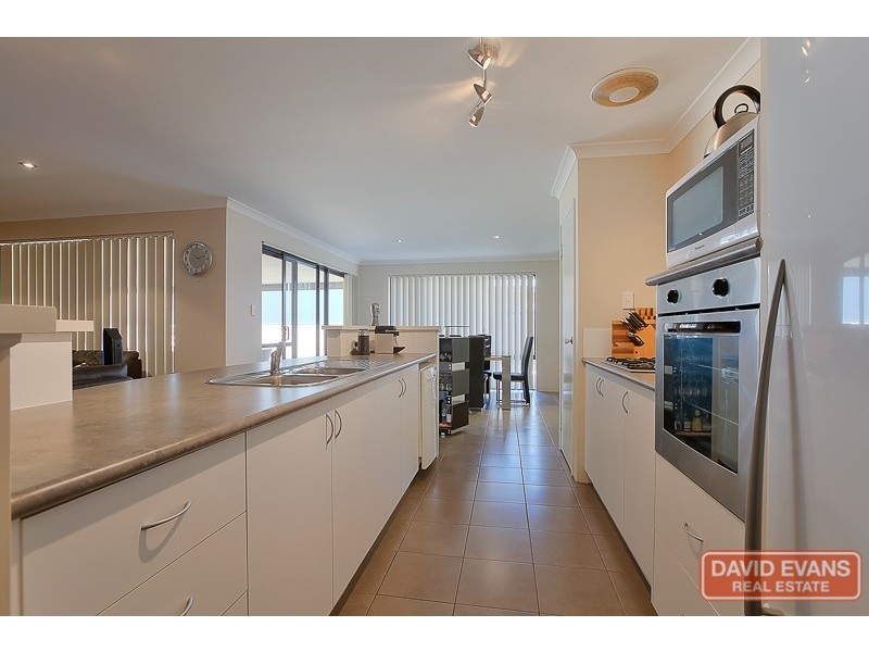 4 Mallard Way, Baldivis WA 6171