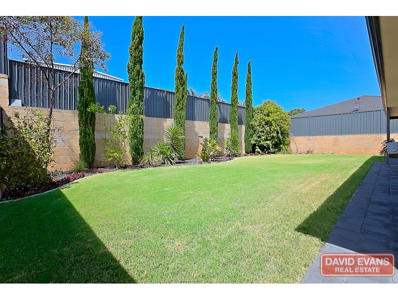 4 Mallard Way, Baldivis WA 6171