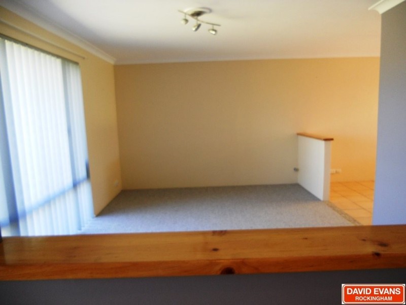 4 Jubilee Drive, Waikiki WA 6169