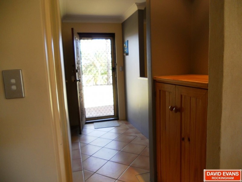 4 Jubilee Drive, Waikiki WA 6169