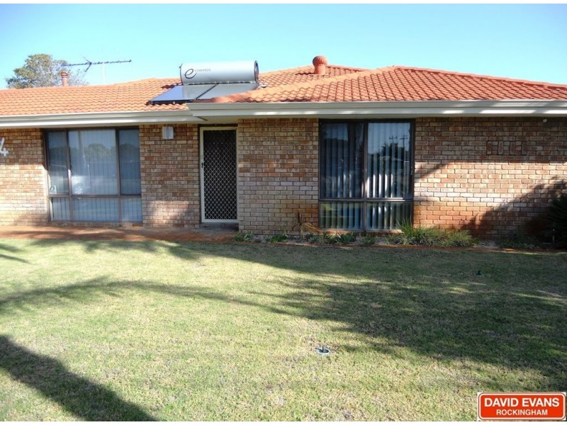 4 Jubilee Drive, Waikiki WA 6169