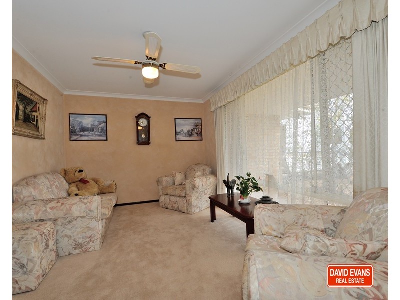 19 Sunningdale Circle, Cooloongup WA 6168