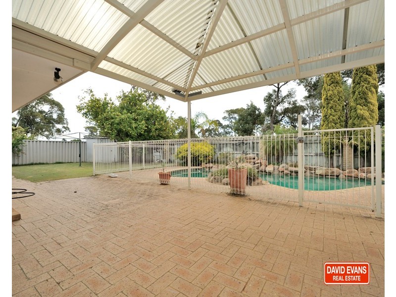 19 Sunningdale Circle, Cooloongup WA 6168