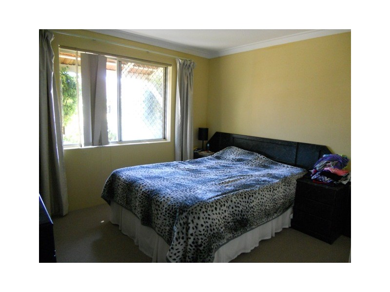 4/105 Simpson Avenue, Rockingham WA 6168