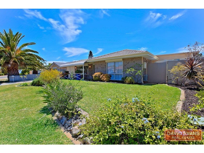 6 Bingarra Close, Port Kennedy WA 6172